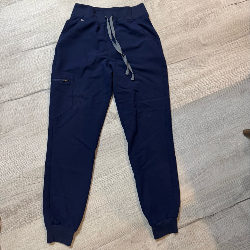Figs high wasted zamora jogger scrub pants